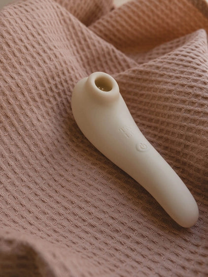 Jasmine Elegant Clitoral Sucking Vibrator